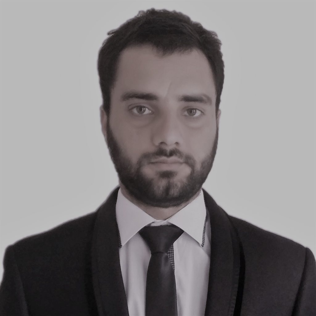 Sharaz-Black-White